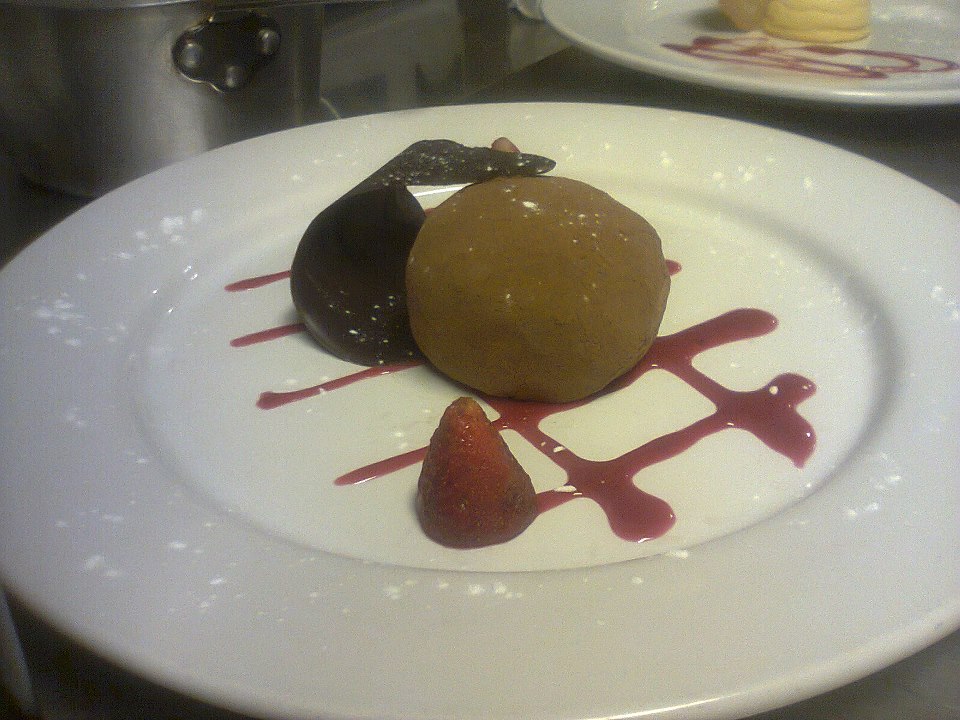 Truffe aux chocolat et Glace à la vanilla Truffe aux chocolat et Glace à la vanilla